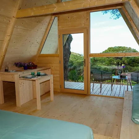 ラグジュアリーテント Glamping Fonte Murata ポルトフェッラーイオ